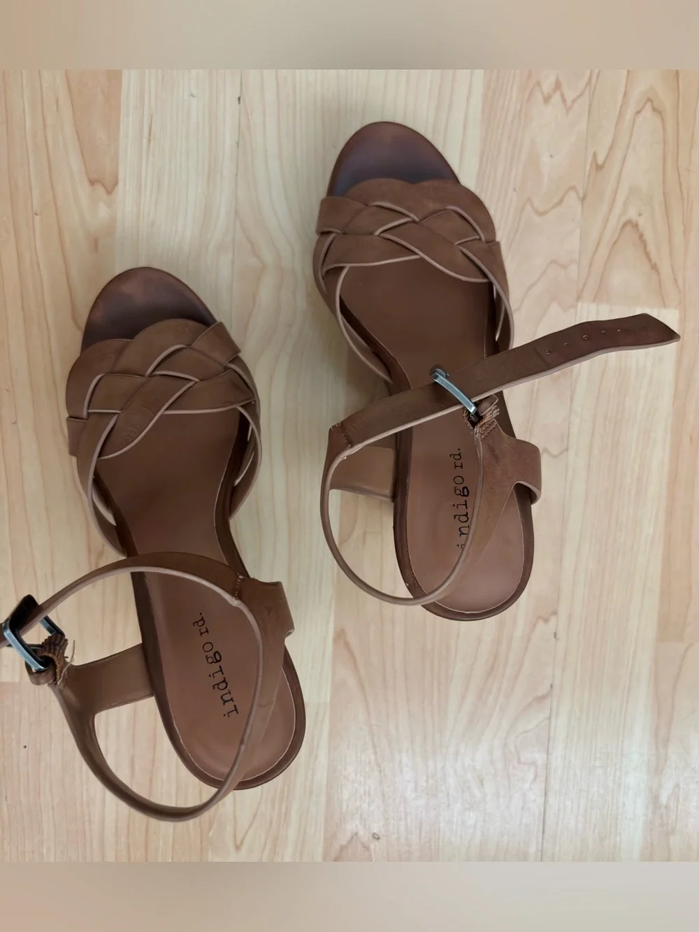 Indigo Rd. women’s brown platform wedge sandals, size 7